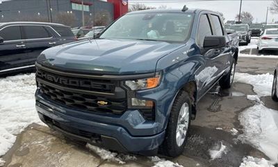 2024 Chevrolet Silverado Custom