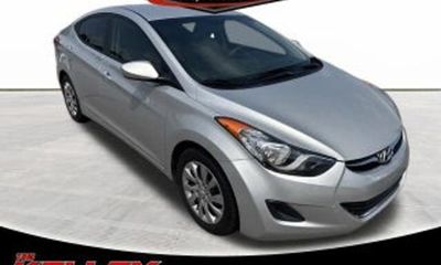 2012 Hyundai Elantra GLS Middle Grade