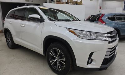 2017 Toyota Highlander LE Plus