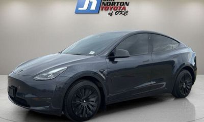 2024 Tesla Model Y Long Range