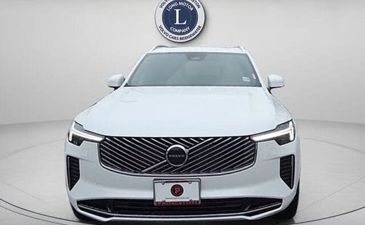 2026 Volvo XC90 Core