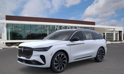 2026 Lincoln Nautilus BLK Label