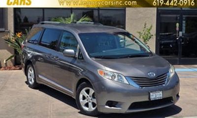 2014 Toyota Sienna XLE