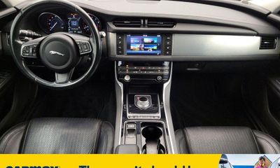 2016 Jaguar XF Prestige