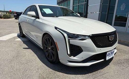 2022 Cadillac CT4
