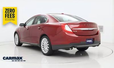 2015 Lincoln MKS Base