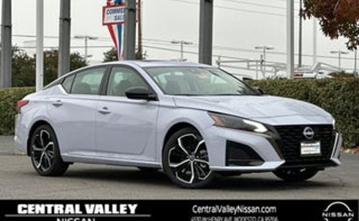 2024 Nissan Altima SV
