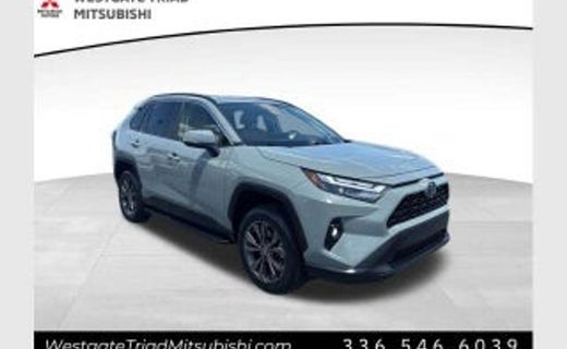 2024 Toyota RAV4 XLE