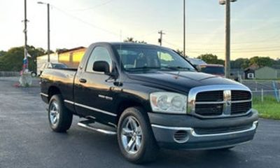 2005 Dodge RAM SLT