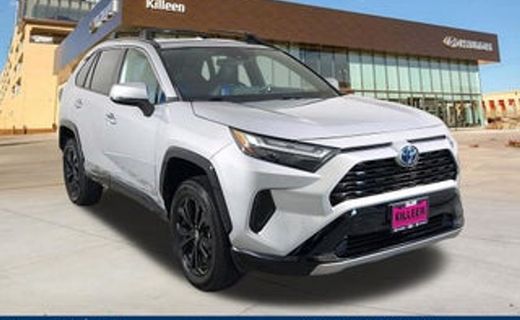 2022 Toyota RAV4 SE