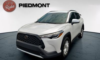 2024 Toyota Corolla Cross LE