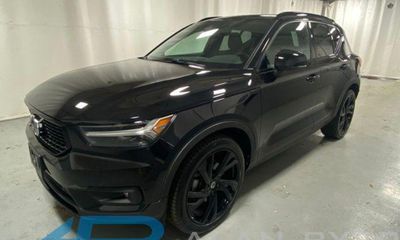 2021 Volvo XC40 R Design