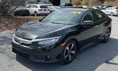 2016 Honda Civic Touring