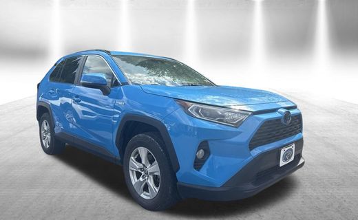 2020 Toyota RAV4 XLE