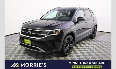 2023 Volkswagen Taos 4Motion SEL