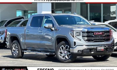 2026 GMC Sierra SLT