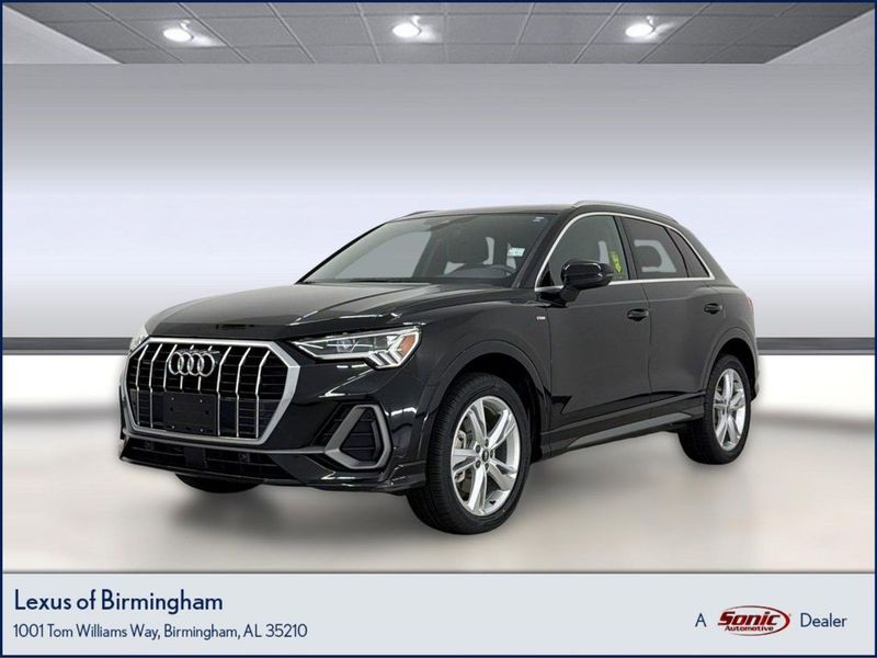 2021 Audi Q3 — a typically priced live listing