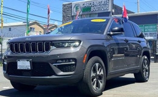 2021 Jeep Grand Cherokee Laredo