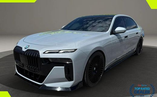 2023 BMW 740i
