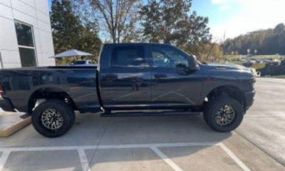 2024 Chevrolet Silverado HD LTZ