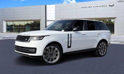 2026 Land Rover Range SE