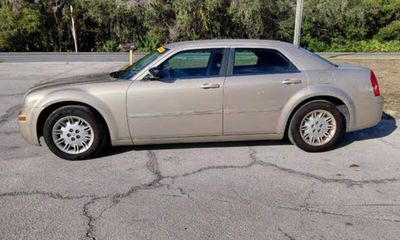 2006 Chrysler 300 Base