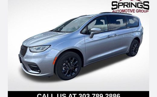 2021 Chrysler Pacifica Touring