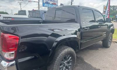 2023 Toyota Tacoma SR5