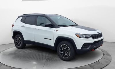 2025 Jeep Compass Trailhawk