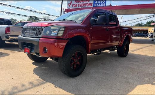 2014 Nissan Titan SV