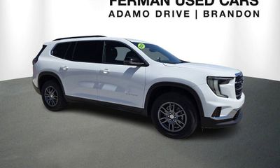 2025 GMC Acadia Elevation