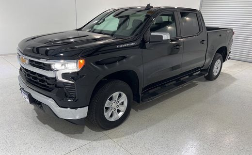 2024 Chevrolet Silverado LT