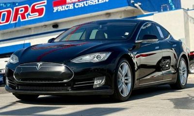 2013 Tesla Model S 60
