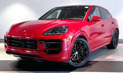 2026 Porsche Cayenne GTS