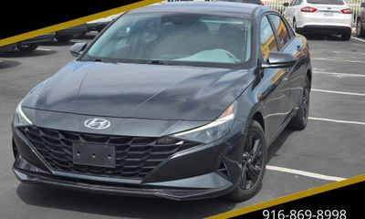 2022 Hyundai Elantra SEL
