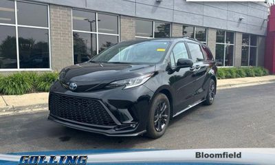 2025 Toyota Sienna XSE