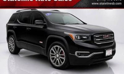 2017 GMC Acadia ALL Terrain 2