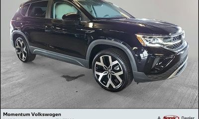 2022 Volkswagen Taos 4MOTION SEL