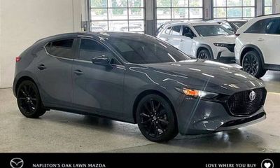 2024 Mazda MAZDA3 Preferred Package