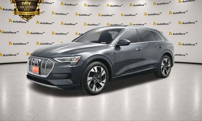 2022 Audi E-Tron Quattro Premium