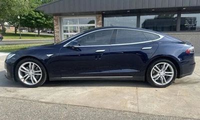 2014 Tesla Model S P85