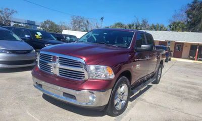2016 Ram 1500 SLT