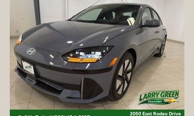 2025 Hyundai Ioniq 6 SE