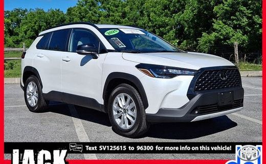 2025 Toyota Corolla Cross LE