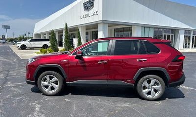 2020 Toyota RAV4 Limited HV