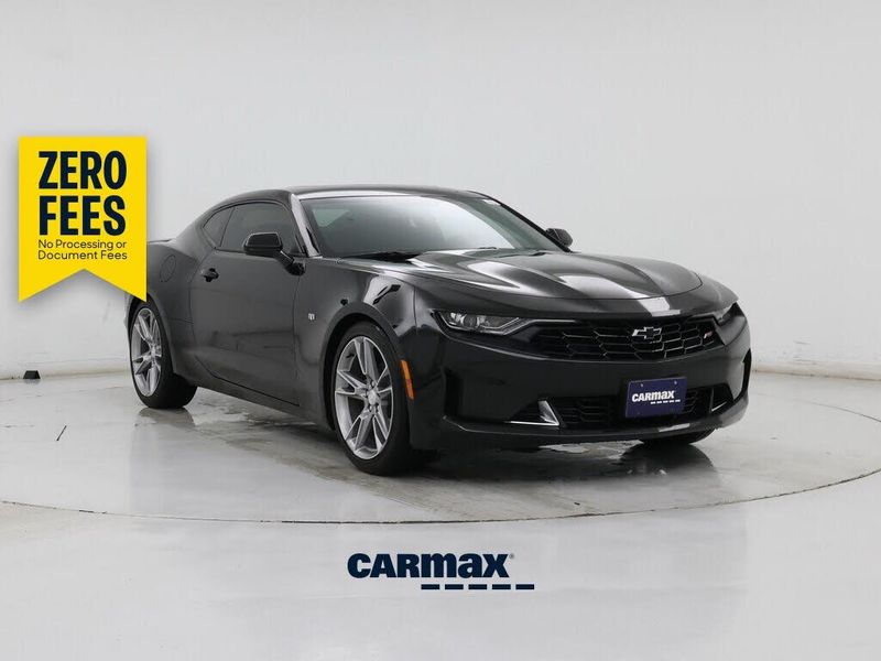 2021 Chevrolet Camaro — a typically priced live listing