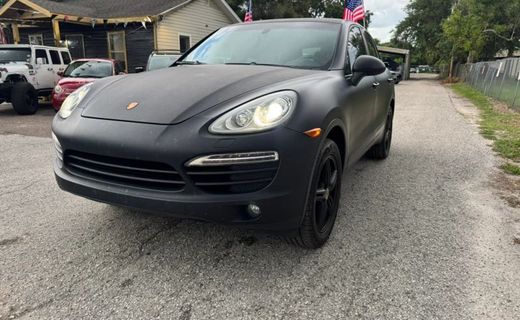 2014 Porsche Cayenne Base