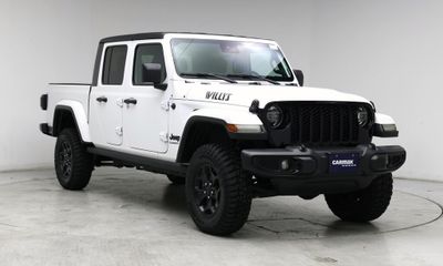 2021 Jeep Gladiator Sport