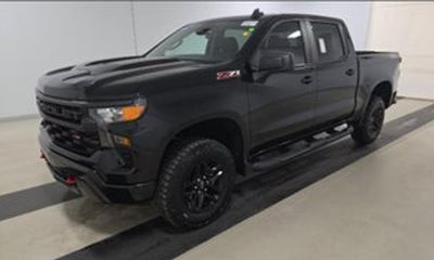 2022 Chevrolet Silverado Trail Boss Custom