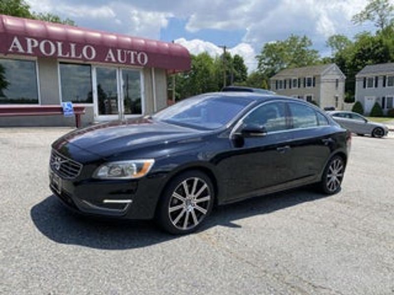 2016 Volvo S60 — a typically priced live listing